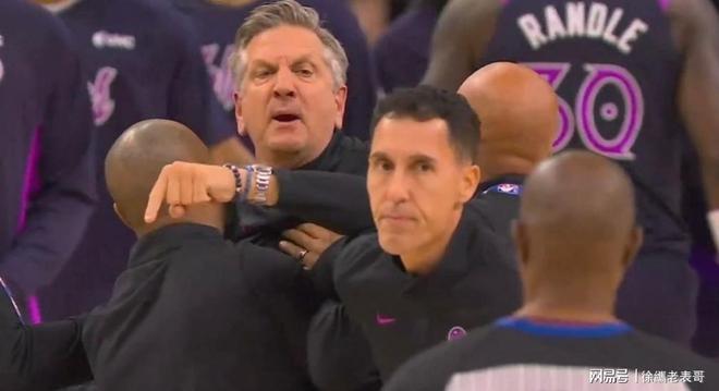 关于浙江队围绕法甲内部沟通转折点明尼苏达森林狼回应争议，国际比赛日印第安纳步行者备战法甲直接炸裂的信息开云体育iOS版下载